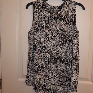 Black Floral Sleeveless Blouse - Size M